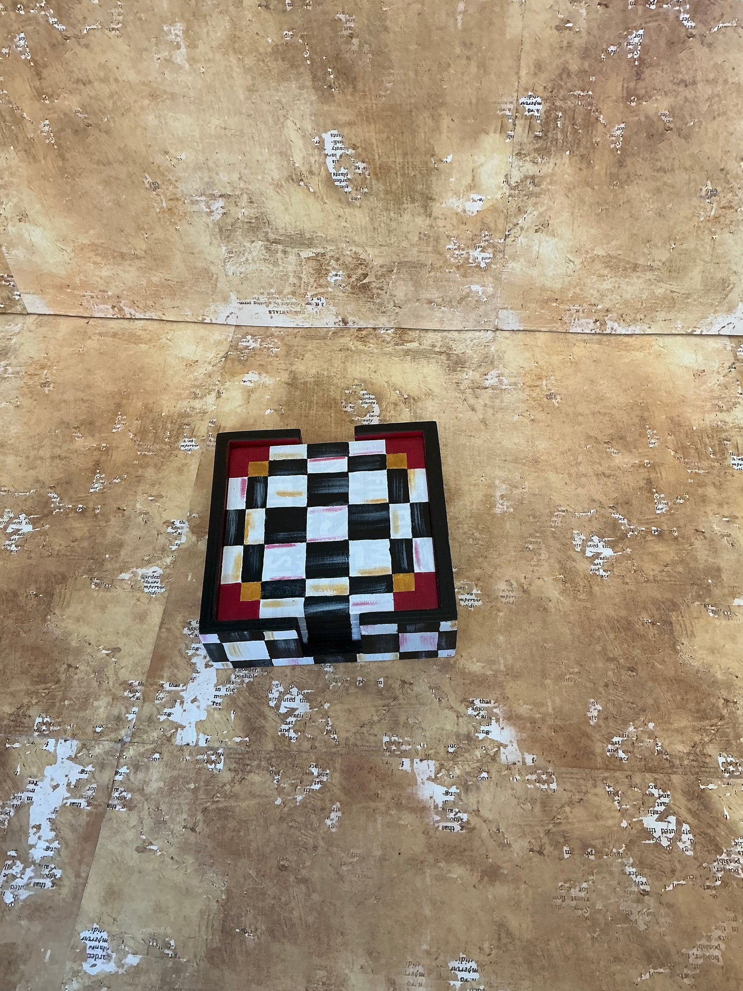 Checkered Coasters With Box