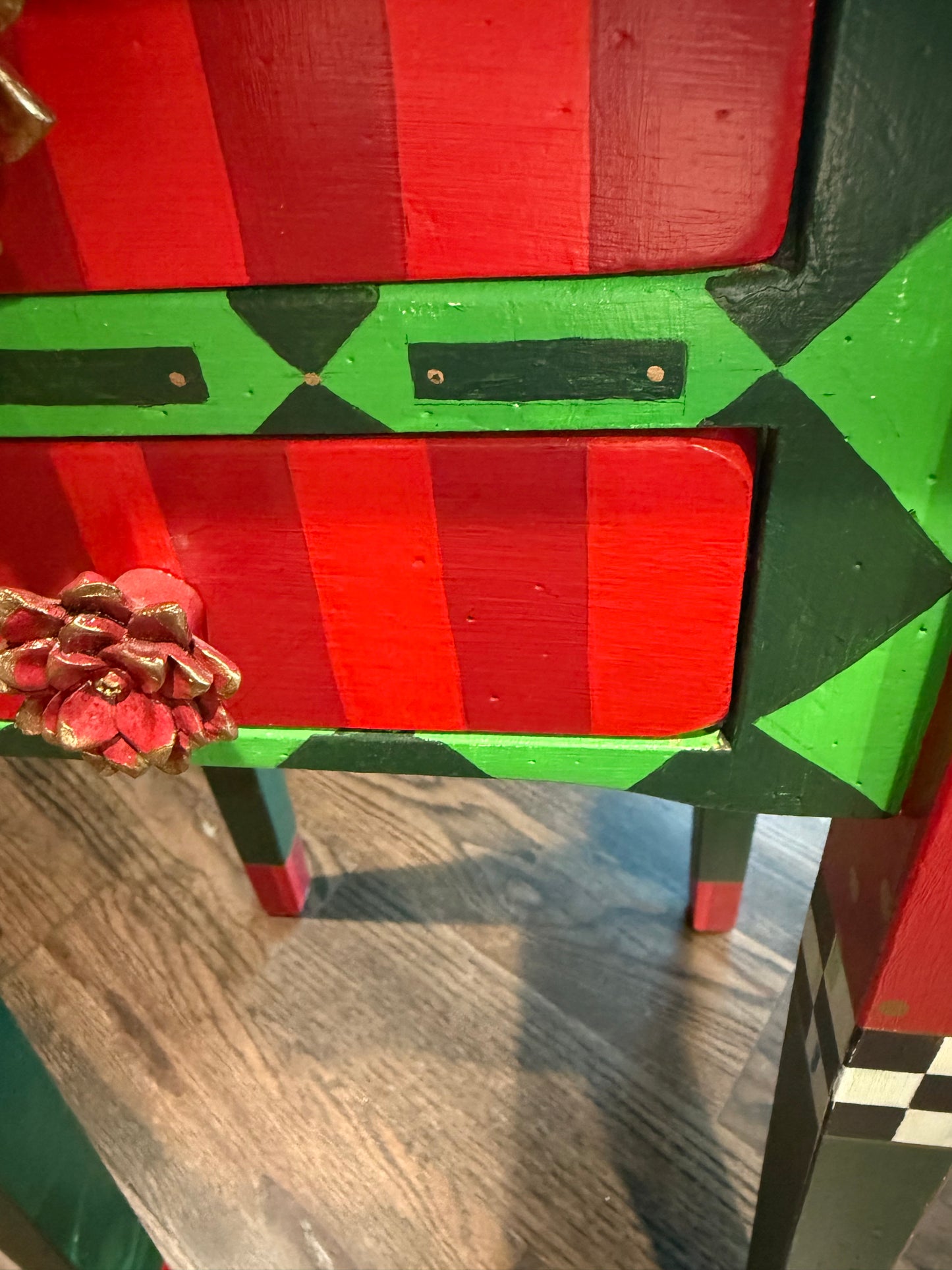 Poinsettia Accent Table