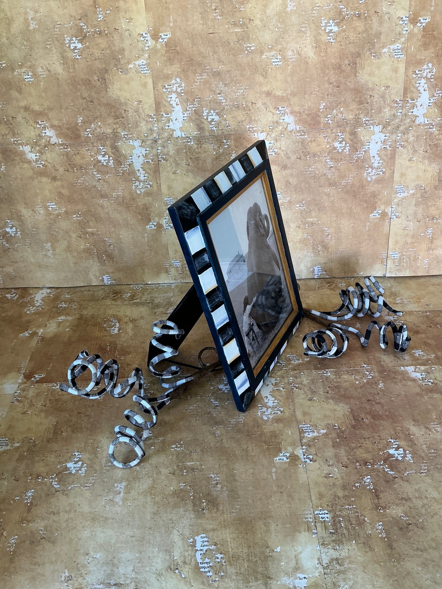 Frame with Elephant