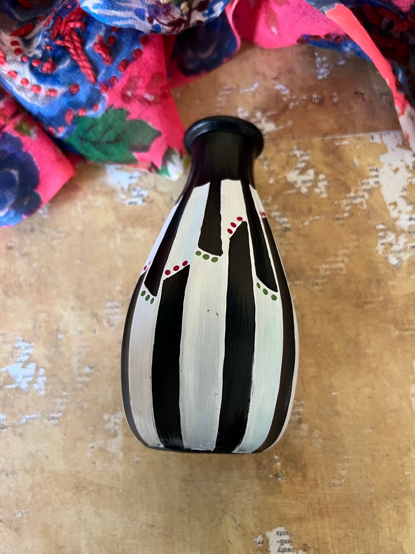 Black, White and Dotted Bud Vase