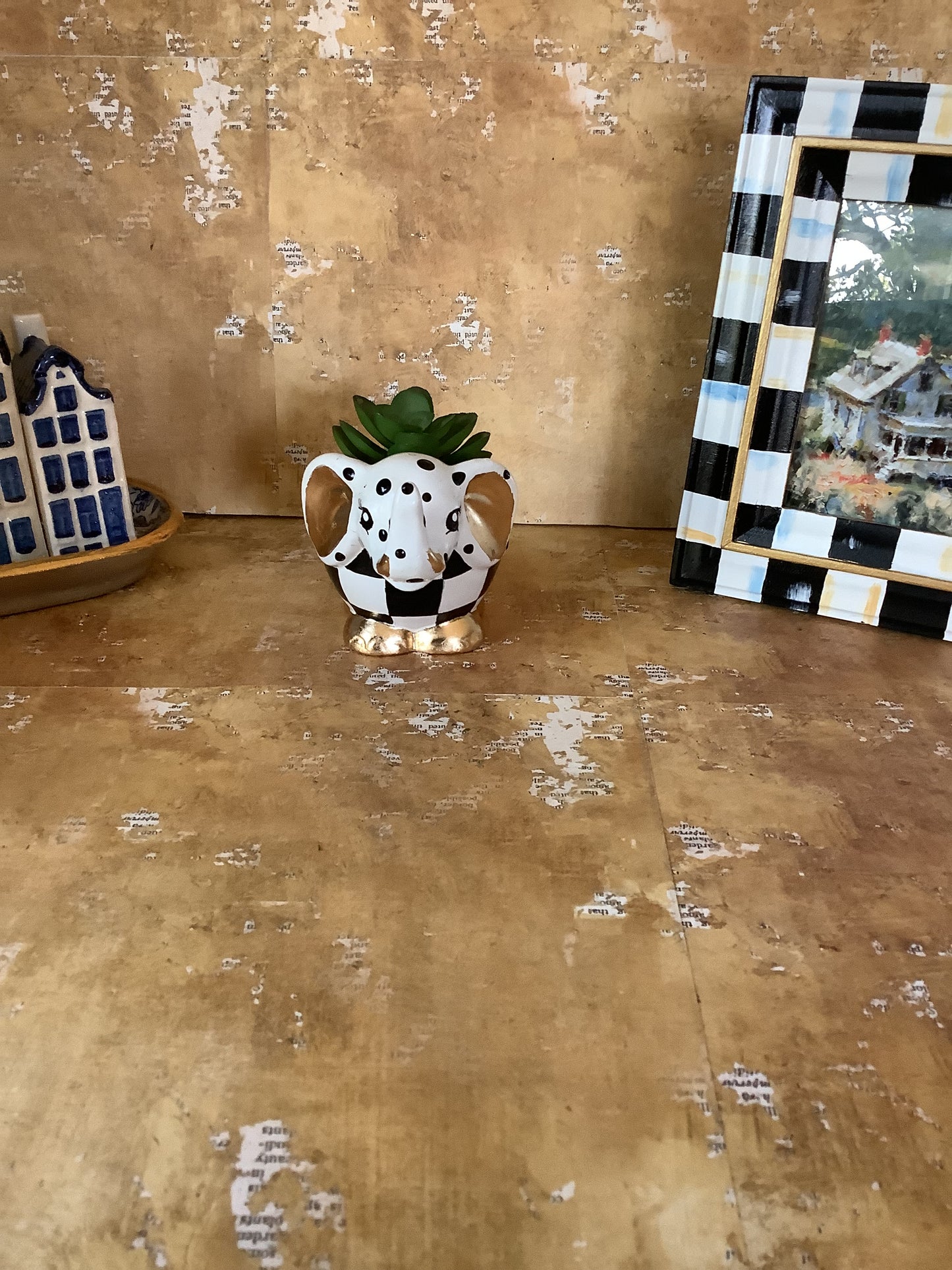 Checkered Elephant Succulent Holder