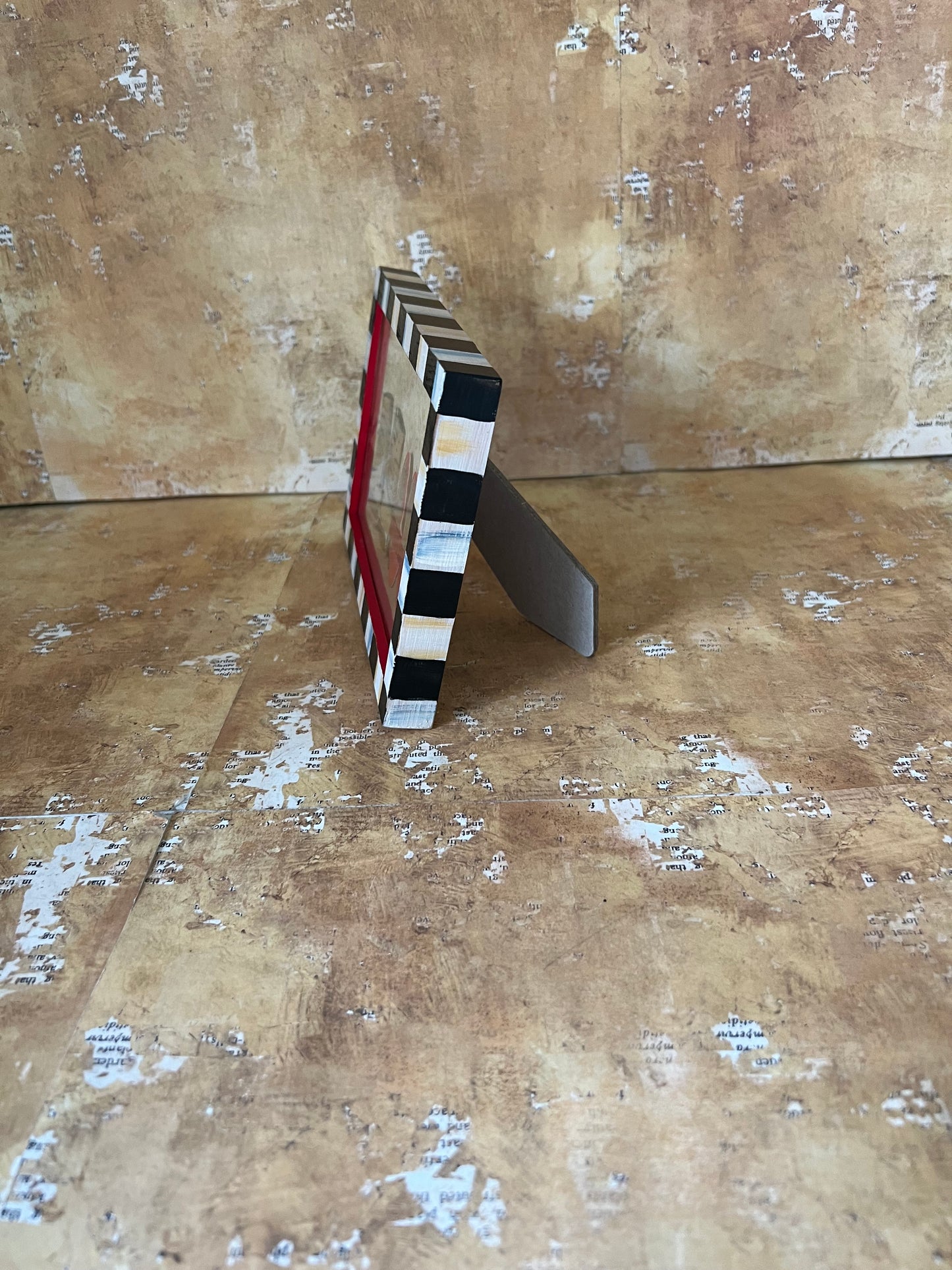 Frame with Shoes