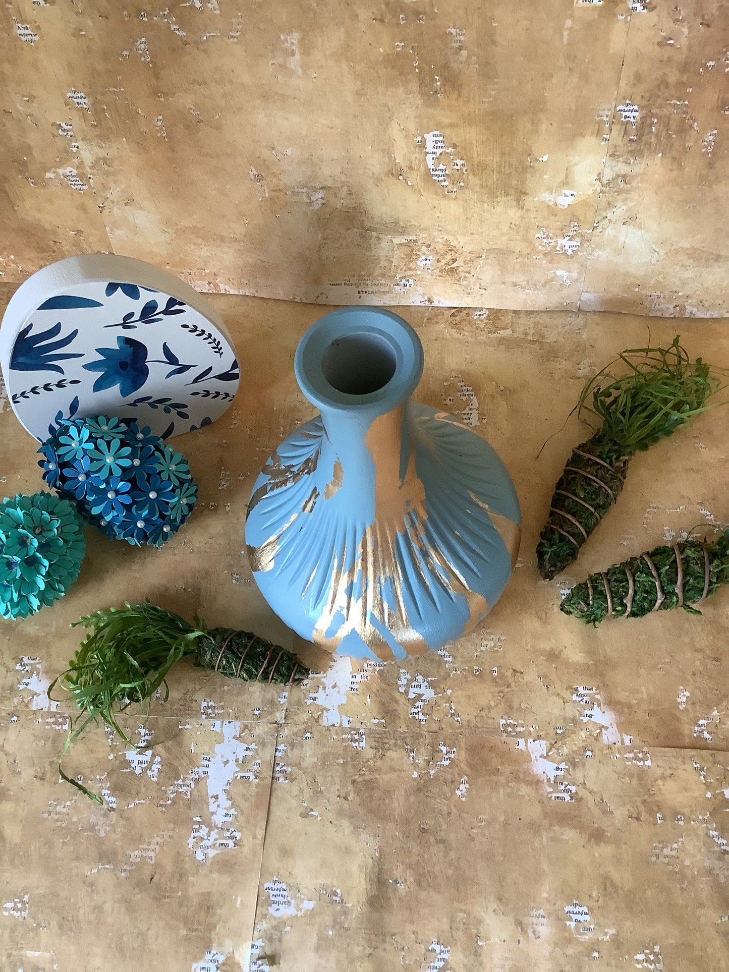 Gold Foil Teardrop Vase