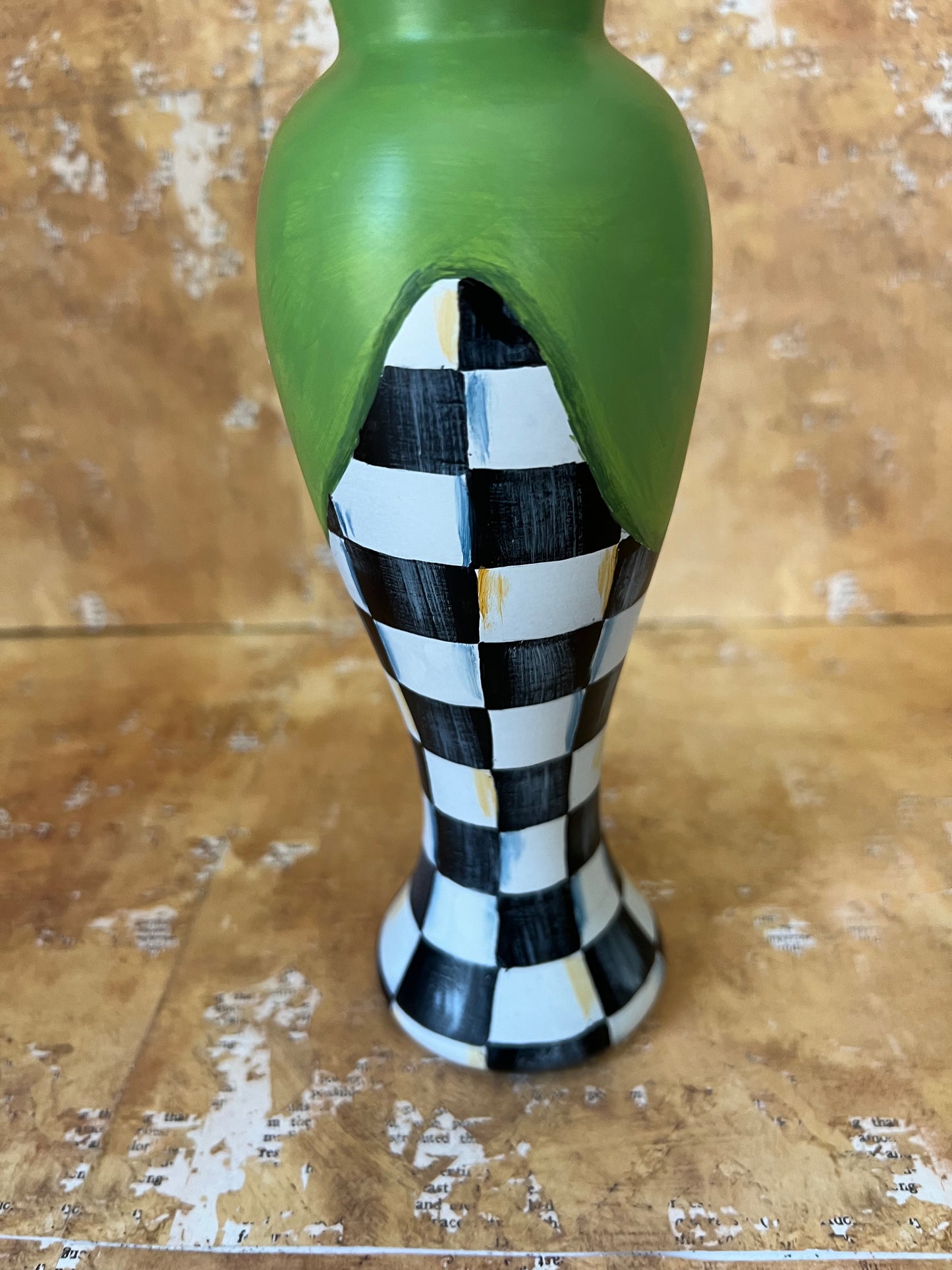 Checks in the Thicket Vase