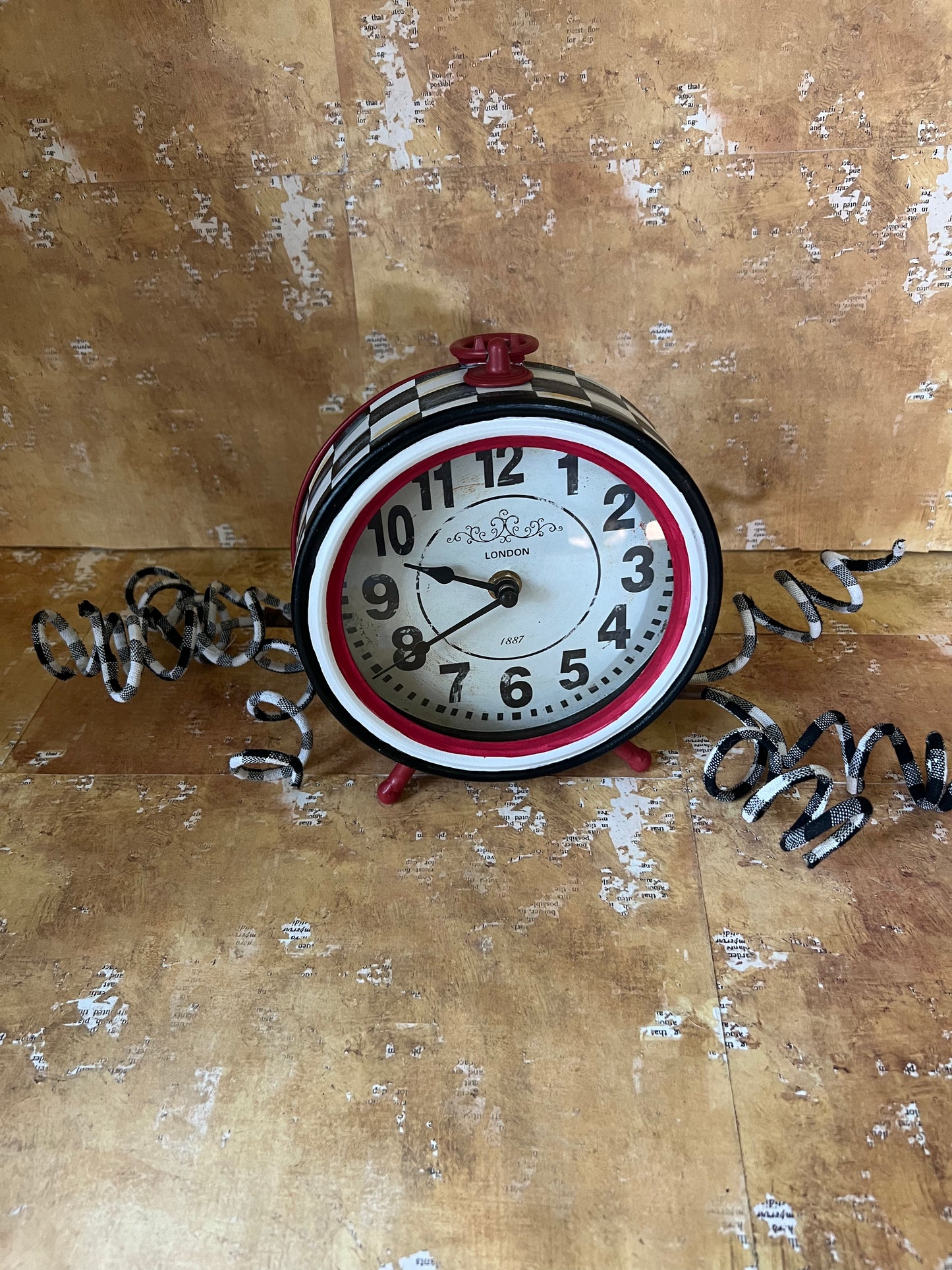 Tabletop Clock