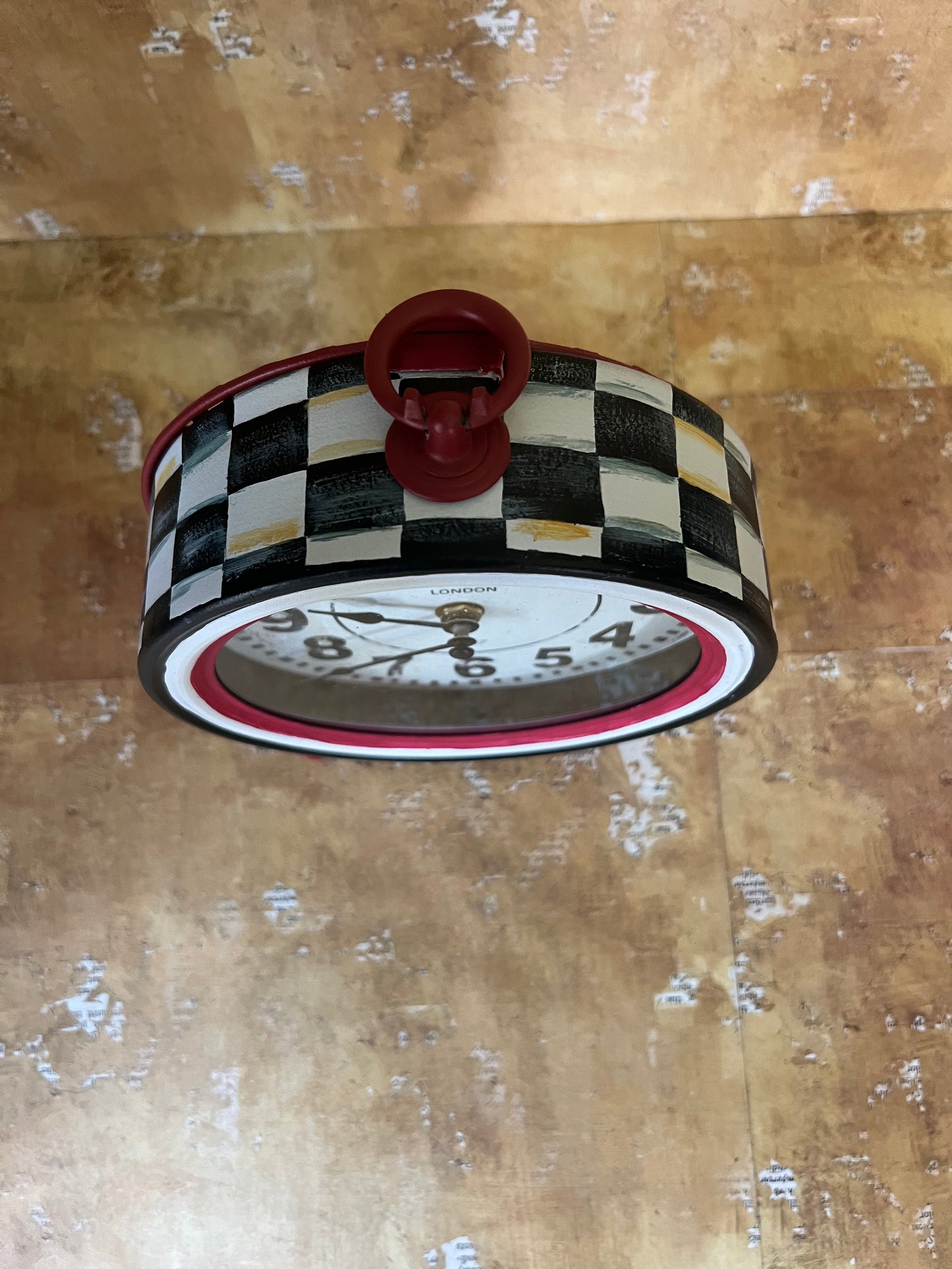 Tabletop Clock