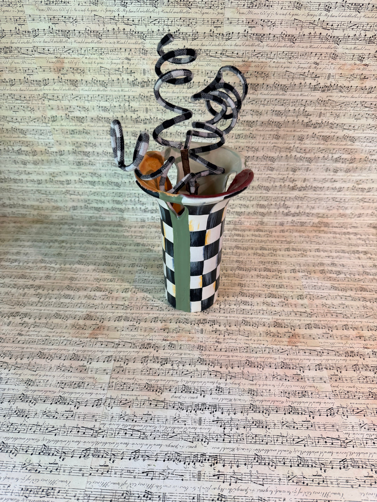 “Dolly” Vase