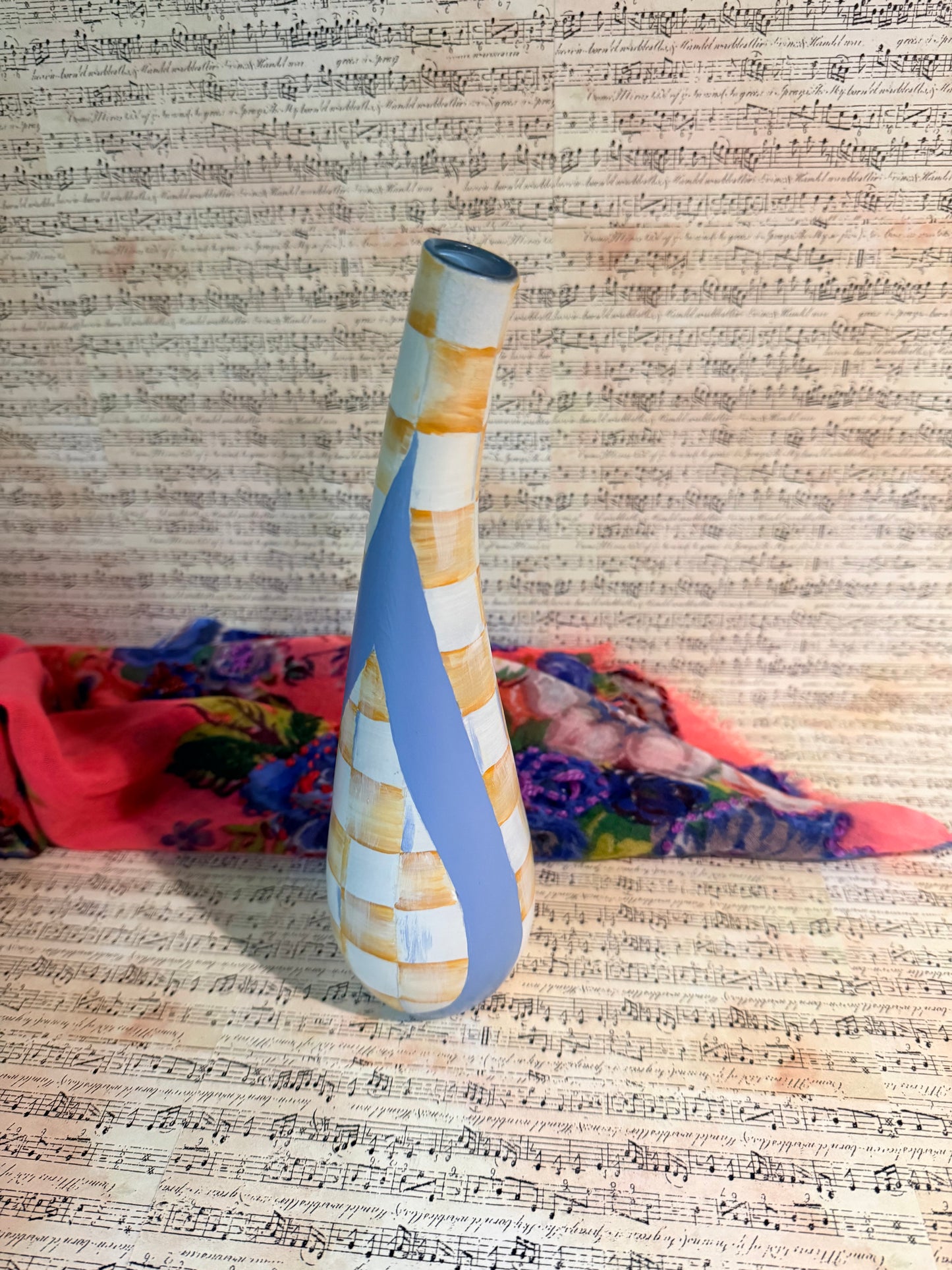 Parchment Teardrop Vase