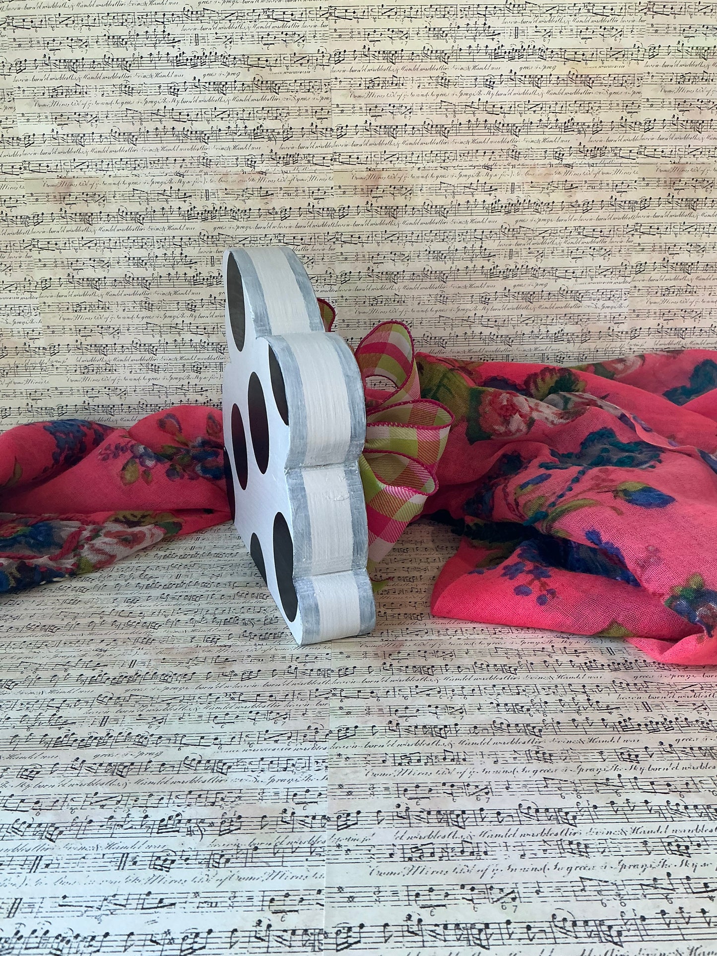 Reversible Freestanding Bunny