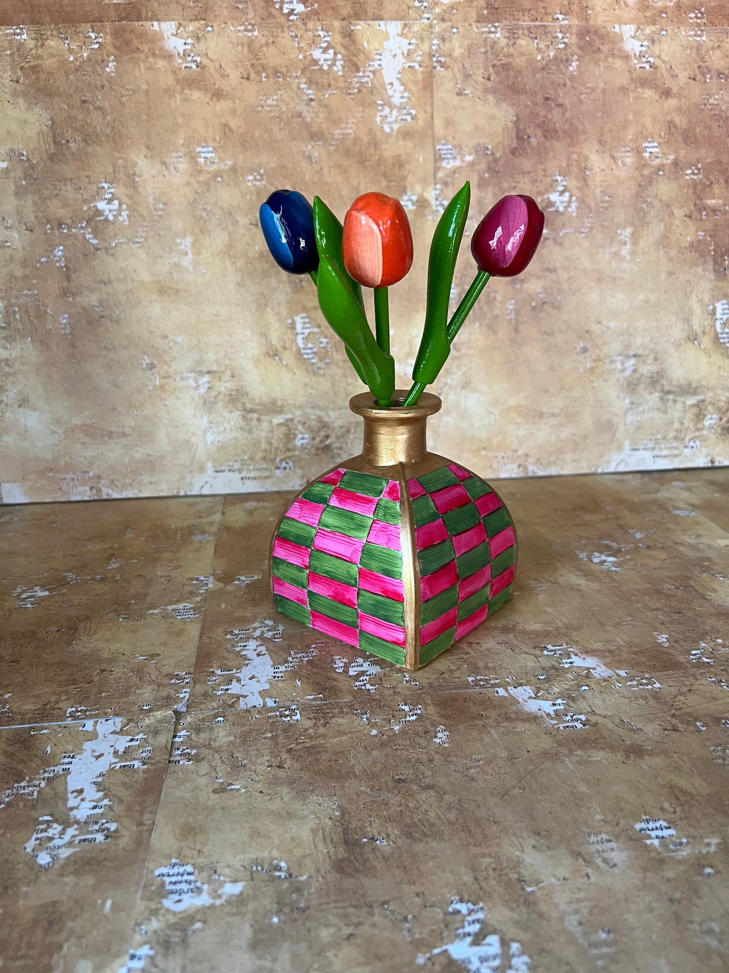 Cindy Lou Bud Vase