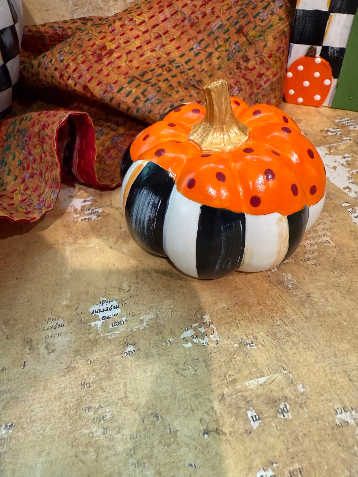 Frosted 3” Ceramic Pumpkin