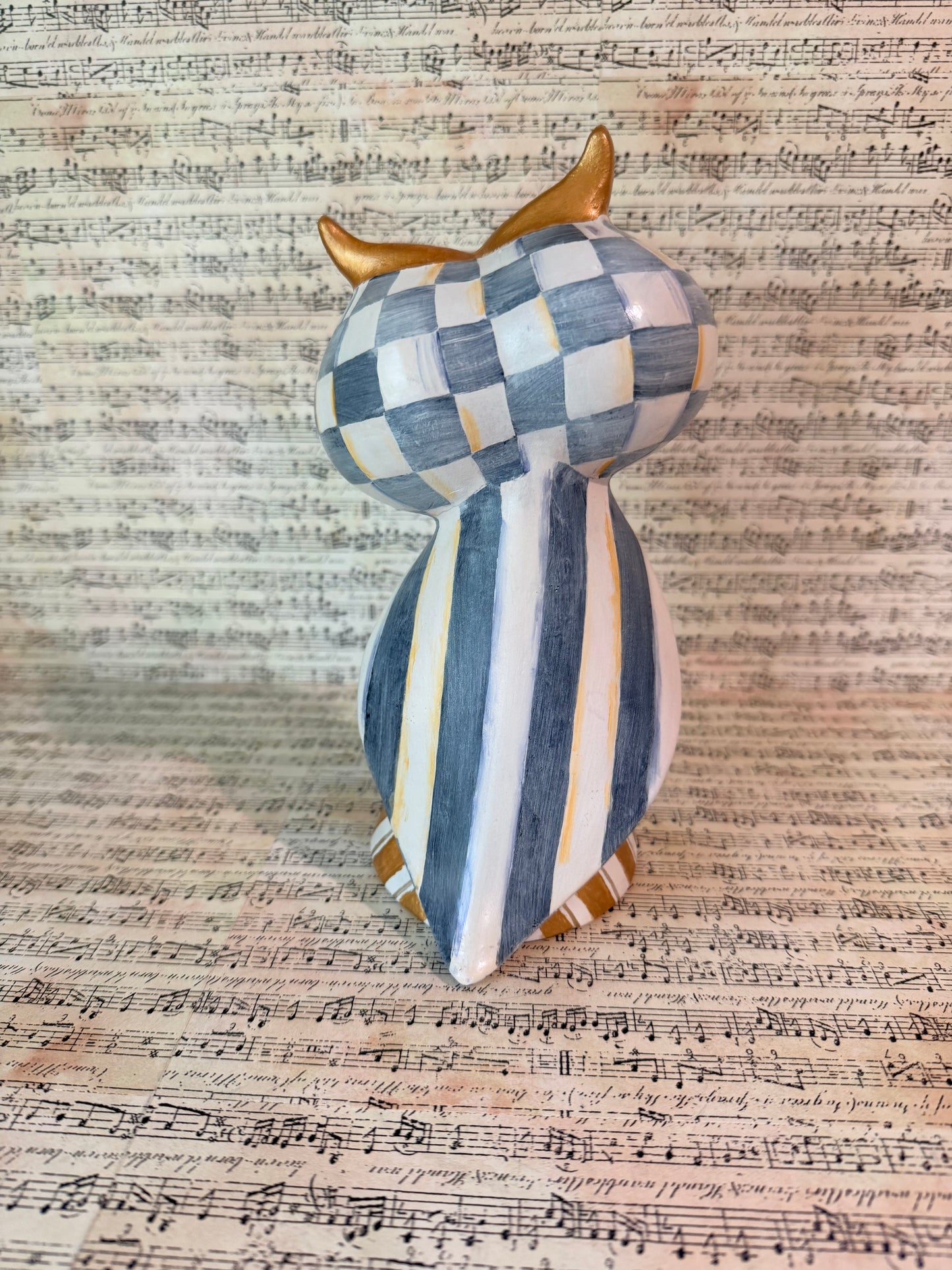 Big-Eyed Owl Figurine