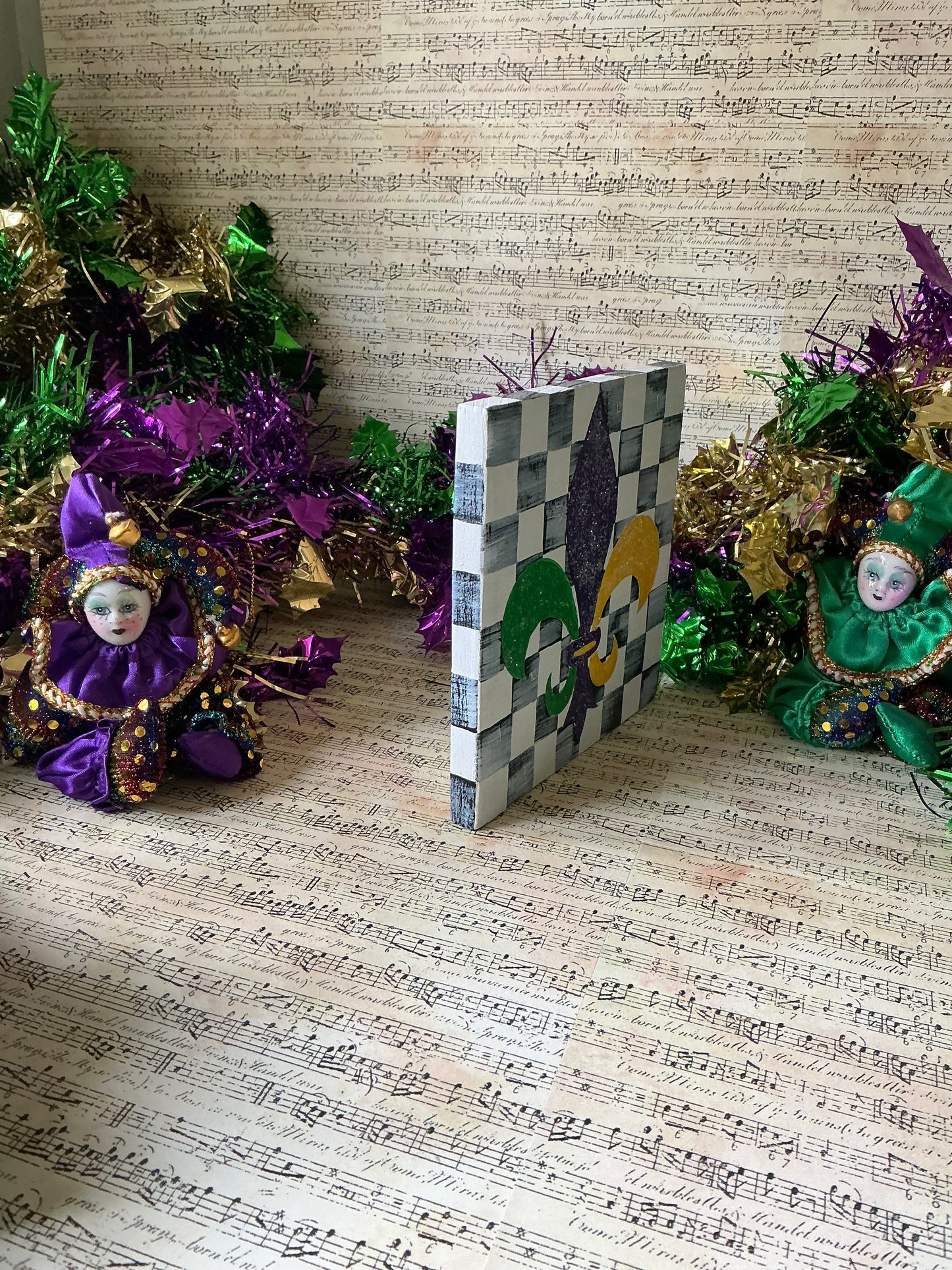 Mardi Gras Fleur de Lis Plaque