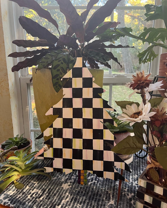 Checkered metal tree