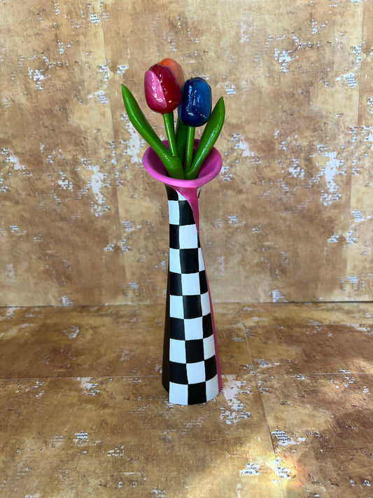 Heart throb vase